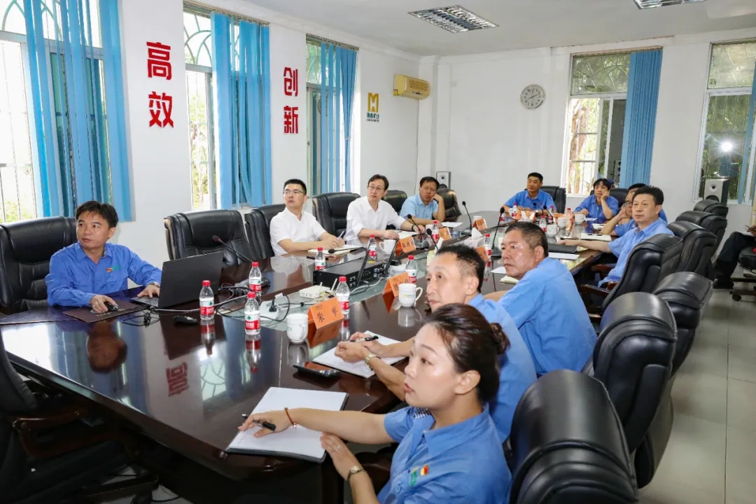 海南省总工会副主席陈波一行到乐动网页版调研指导1.webp.jpg