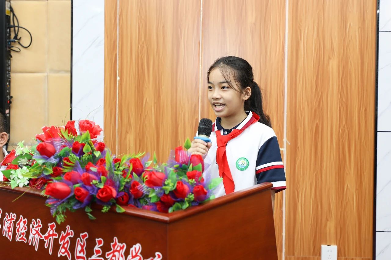 情暖校园 关爱成长 乐动网页版开展六一儿童节公益捐赠活动3.jpg