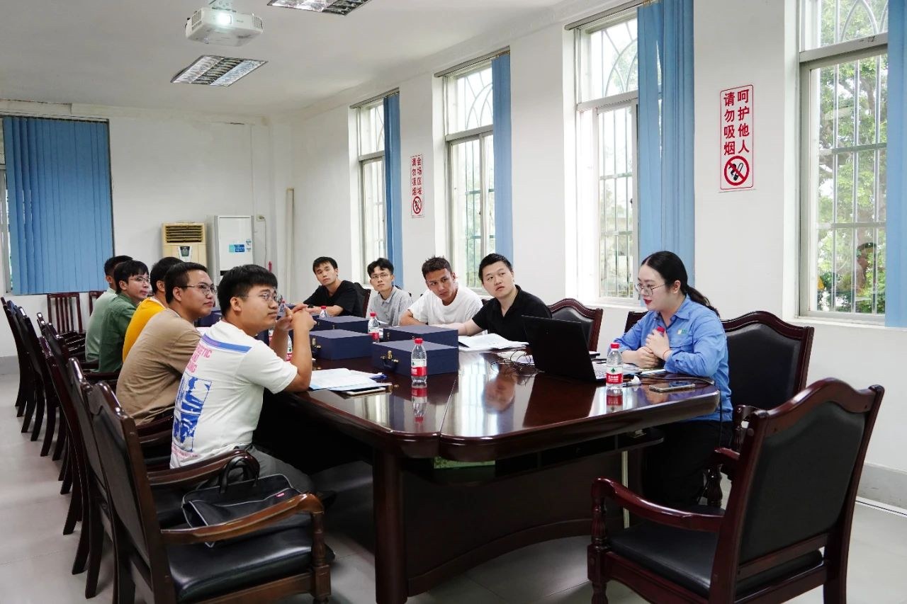 9名青年员工入职乐动网页版石碌铁矿分公司7.jpg